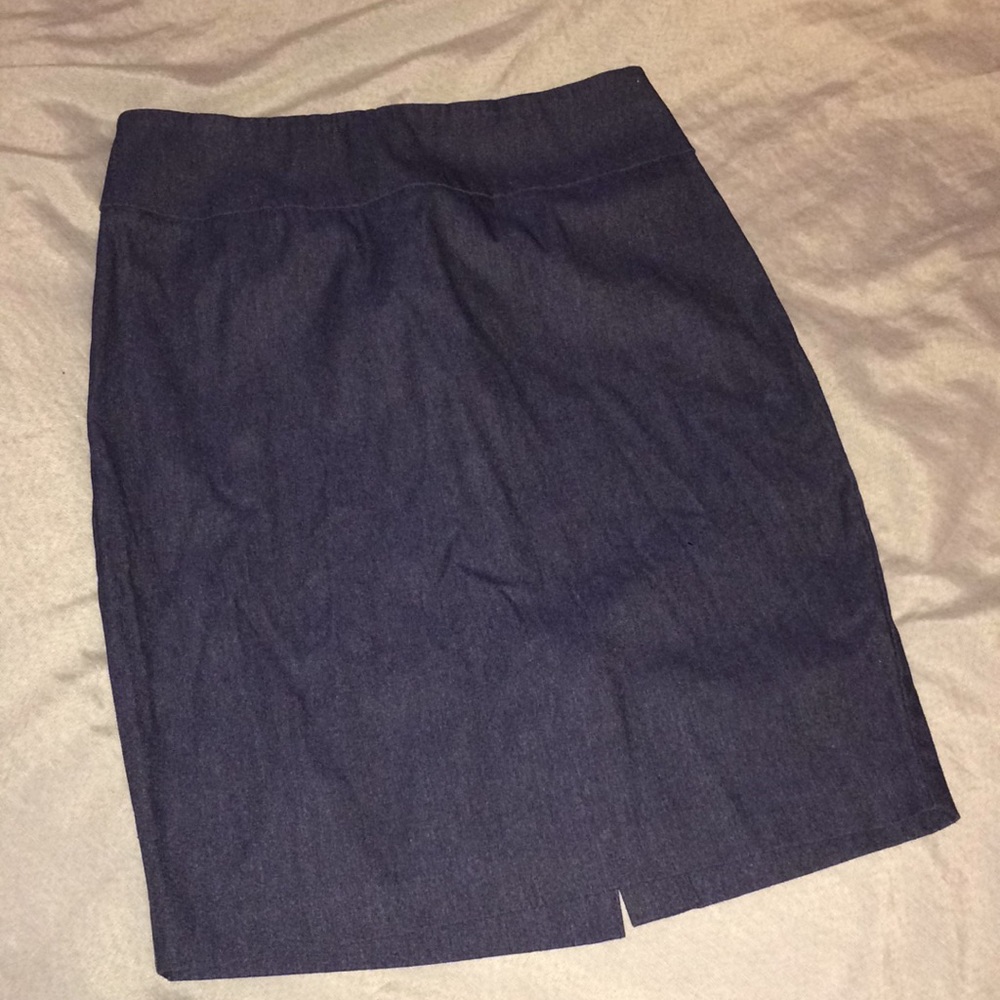 Navy skirt